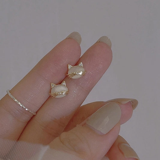 Kitty Design Stud Earrings Woman Elegant Earring Fashion Modern Jewelry Gift