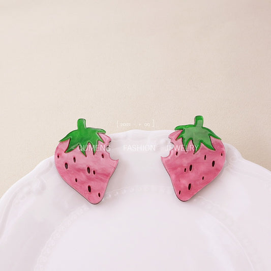 Pink Strawberry Drop Earrings Women Travel Fashion Cartoon Earrings Creative