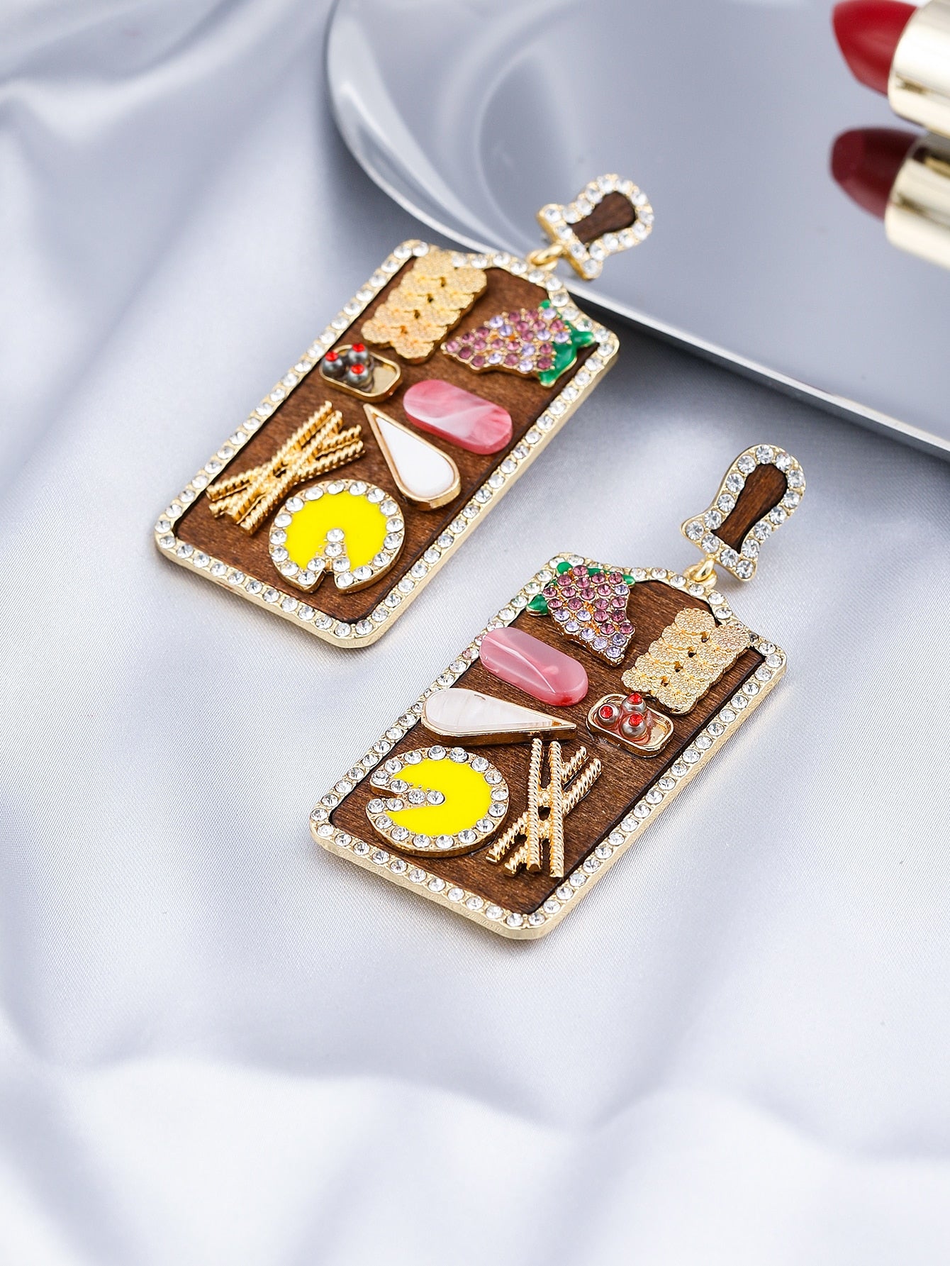 Hot Pot Set Design Lady Cute Dangle Earrings for Women Jewelry Girls Earrings