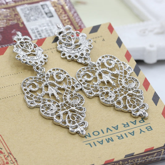 Silvery Hollow Out Geometric Pattern Lady Cute Dangle Earrings for Women Jewelry