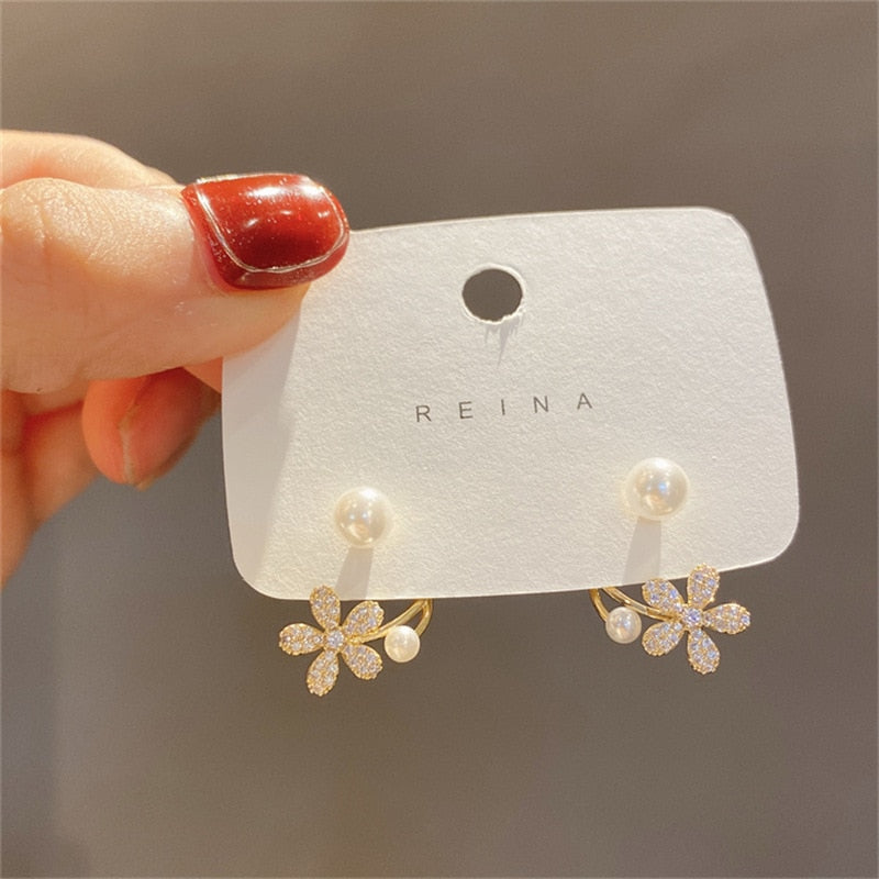 16 Styles Irregular Flower Fish Tail Pearl Stud Earrings Woman Fashion Party