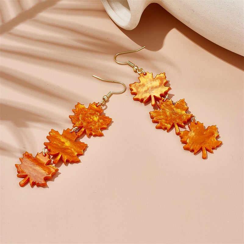 Maple Leaf Dangle Earrings Women Travel Fashion Cartoon Earrings Creative