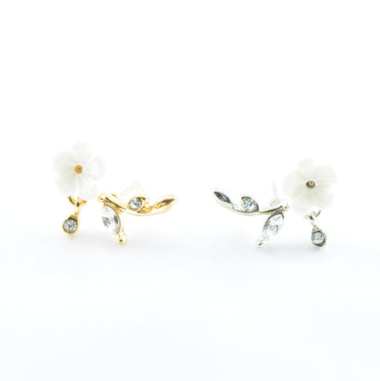 Korean Shell Earrings Classic Sterling Silver Needle Earrings Leaf White Flower Water Drop Temperament Earrings