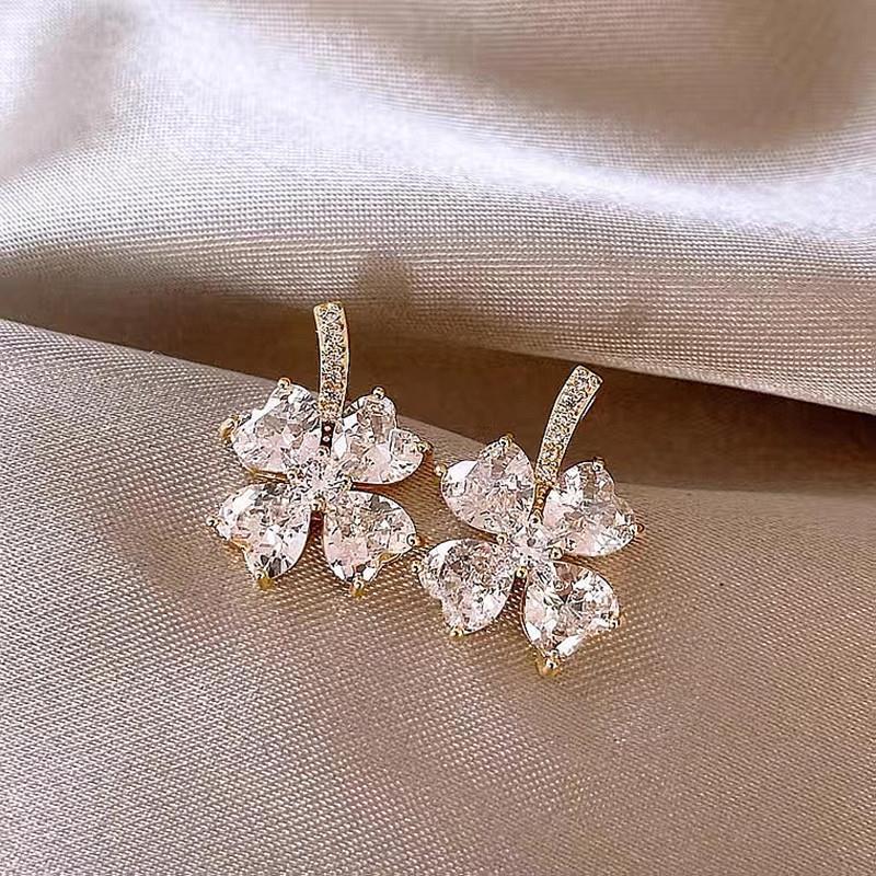 Clower Stud Earrings Women Jewelry Mom Gift Everyday Wear Earrings