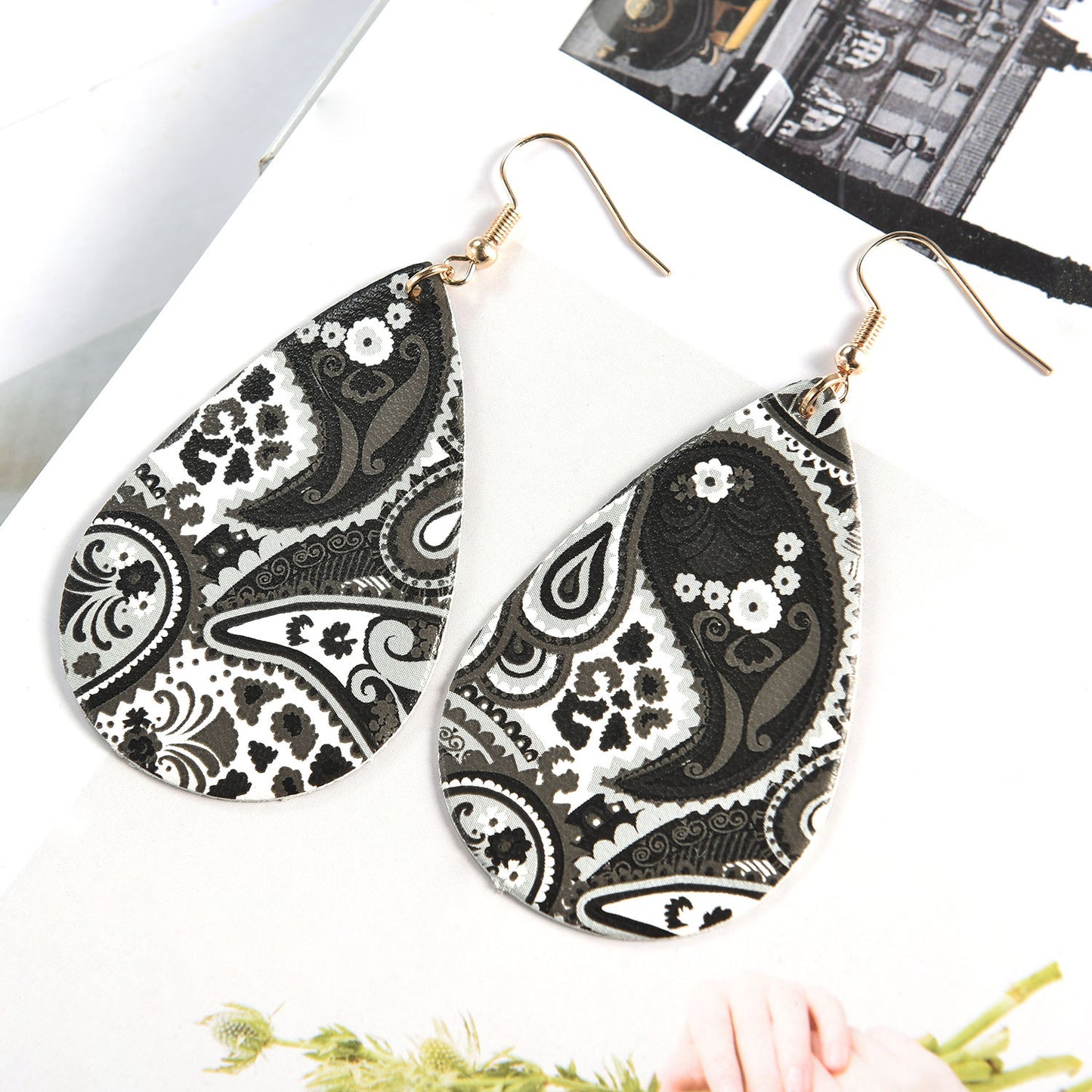 Women's Pu Retro Faux Leather Double-sided Print Earrings