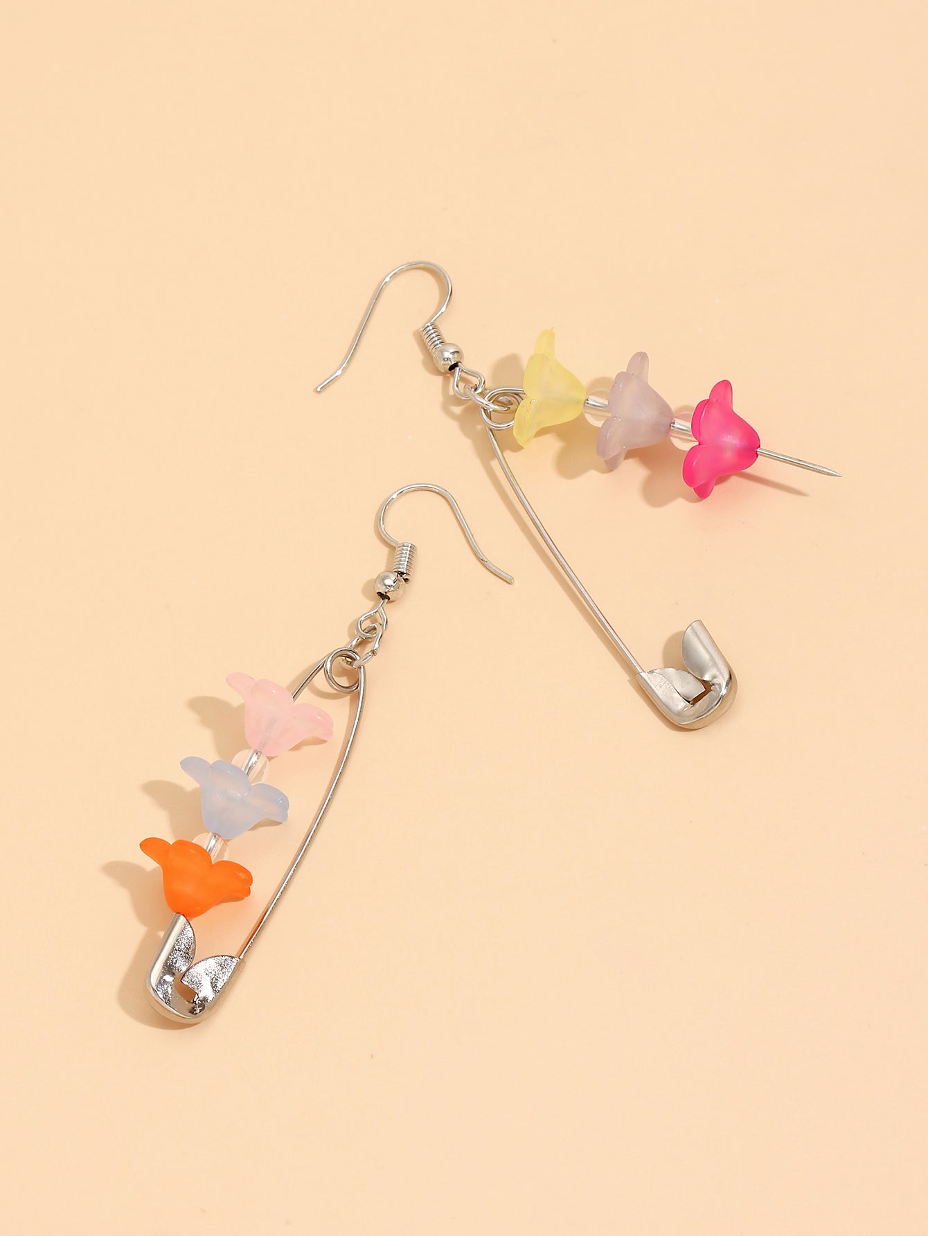 Cloth Pin Flower Detail Dangle Fashion Earrings for Women Stylish Party Jewelry Gift