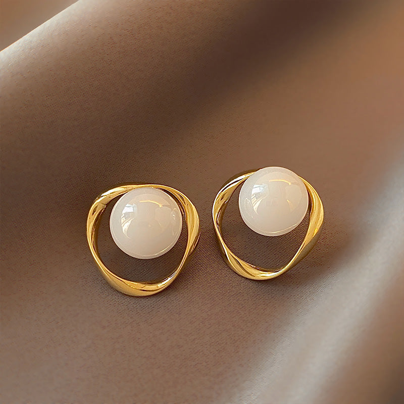 Fashion S925 Silver Needle Pearl Stud Earrings Women