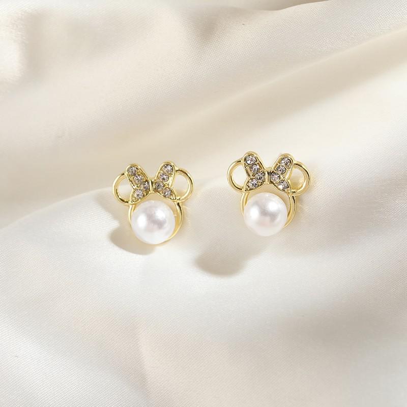 Stylish Girl Stud Earrings Pearl Cute Women's Earring Studs Fashion Jewelry Gift Wedding Party Accessories